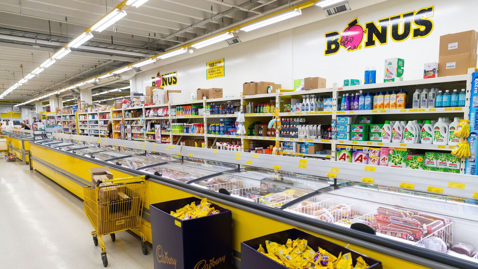 Hnuplaði úr verslunum fyrir á fjórðu milljón króna