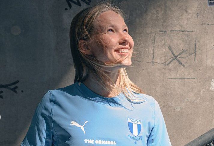 Íslenska landsliðskonan Hlín Eiríksdóttir er ánægð með að vera komin aftur í sænsku deildina.