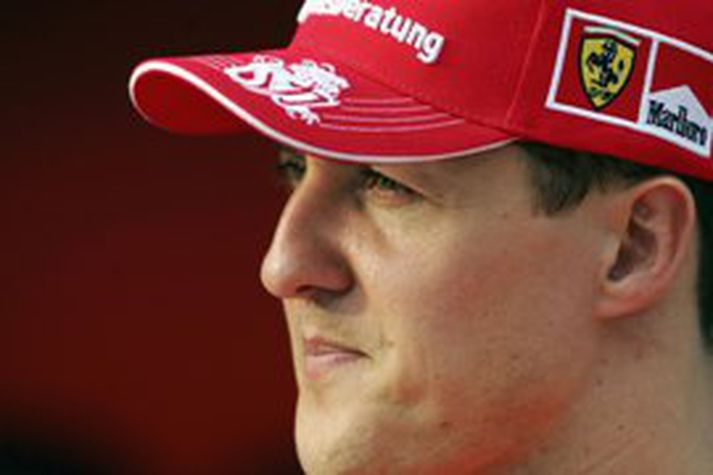 Michael Schumacher rakar inn peningum þó sigrunum fækki á kappakstursbrautinni