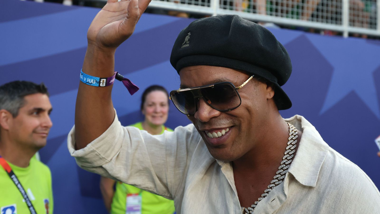 Ronaldinho tók skóna af hillunni eftir níu ár: „Við munum gera eitt­hvað sér­stakt“