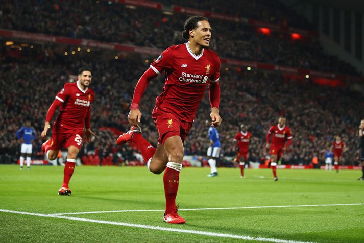 Virgil van Dijk skoraði sigurmarkið í fyrsta leik sínum fyrir Liverpool.
