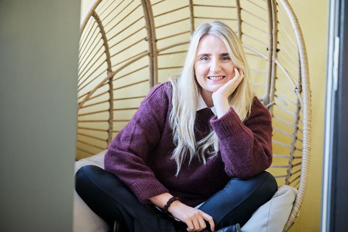 Snjólaug Lúðvíksdóttir uppistandari ræddi við blaðamann um grínið, foreldrahlutverkið, skilnað, fjölskylduna og stanslausan húmor fyrir sjálfri sér.