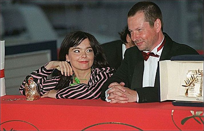 Lars von Trier segir í viðtalinu að það hafi ekki verið auðvelt að vinna með Björk.