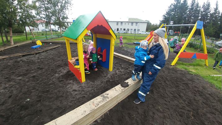 Níu starfsmenn vantar á leikskólann Jörfa, leikskólakennara, deildarstjóra og í stuðning.