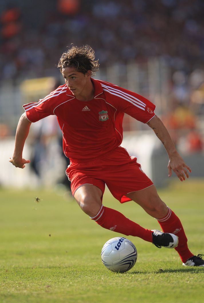 Fernando Torres skoraði fallegt mark á 15.mínútu.