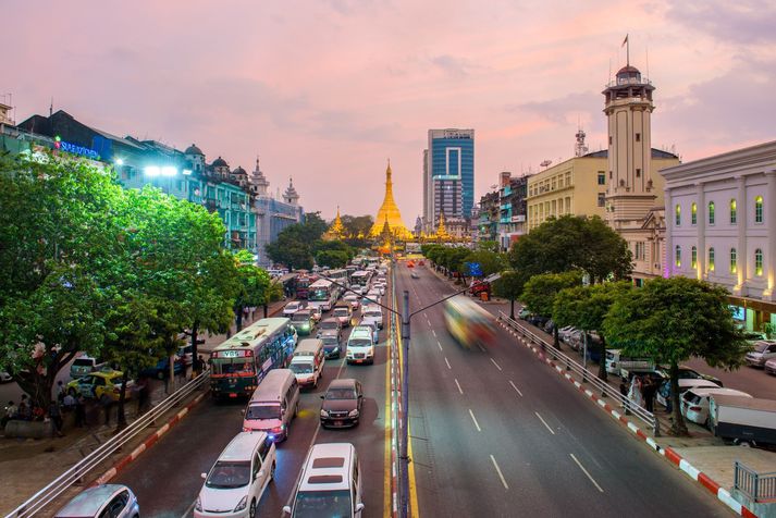 Sule Pagoda í Rangoon í Mjanmar.