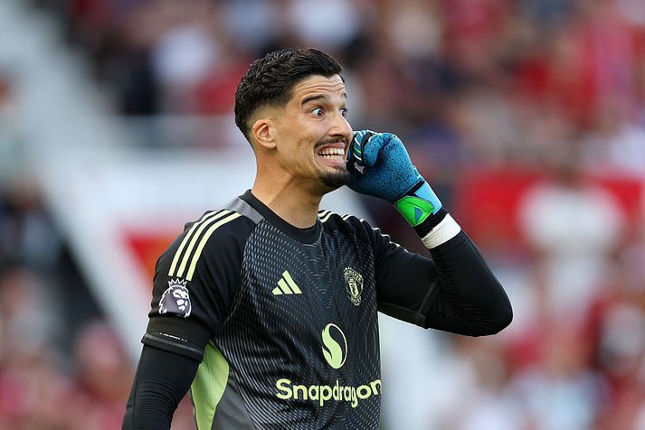 Altay Bayindir fékk bara á sig eitt mark gegn Arsenal en það kom eftir að honum mistókst að kýla boltann í burtu eftir hornspyrnu.