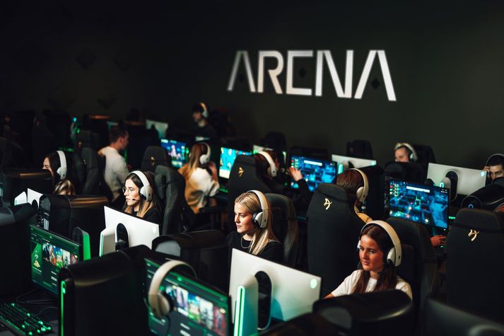 Reikna má með að fjölmargir nýti tækifærið að spila alls konar tölvuleiki á morgun í Arena Gaming í Turninum á Smáratorgi.