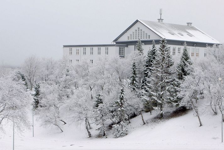 Spáð er stormi á Akureyri og Eyjafjarðarsvæðinu í kvöld.