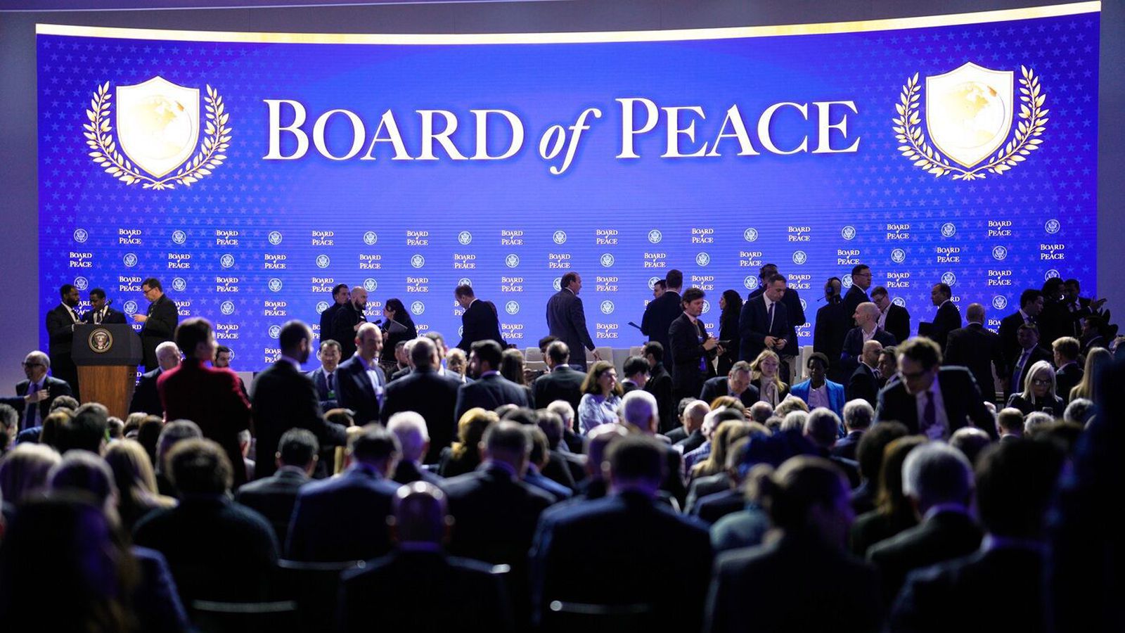 Trump kynnti friðarráðið