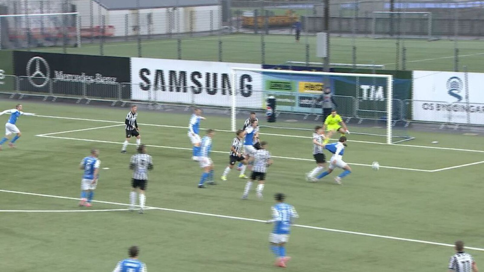 „Ef Örvar hefði látið sig detta hefði þetta verið víti“