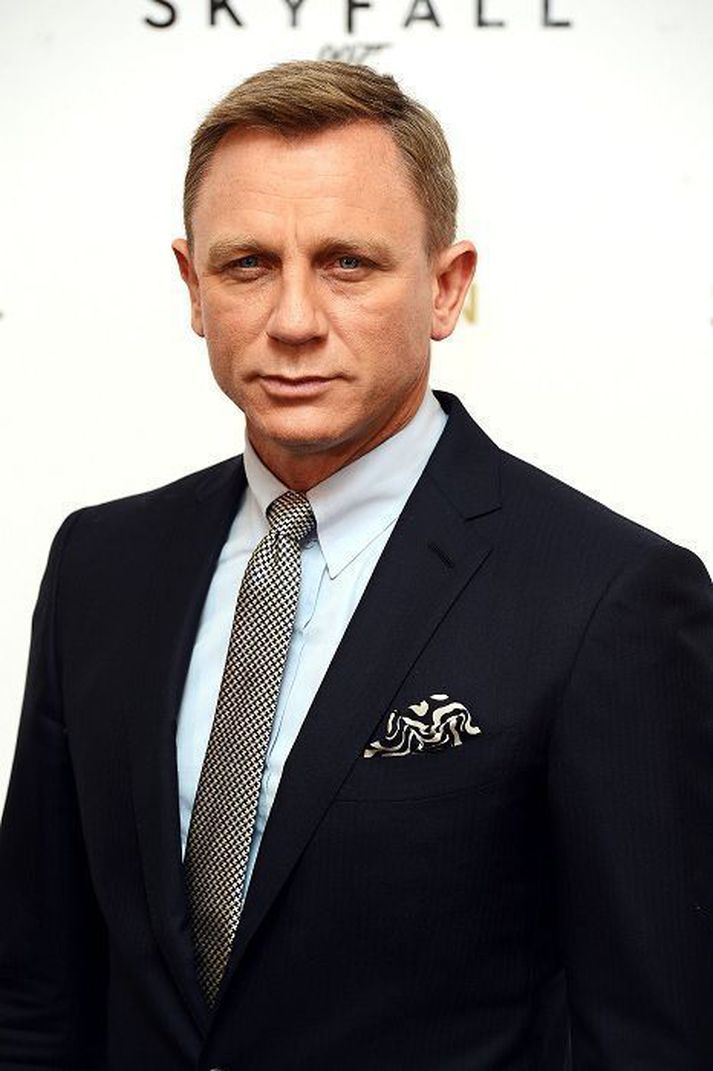 Daniel Craig