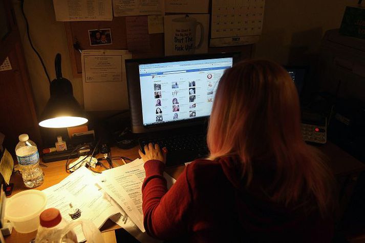 Lokað hefur verið fyrir Facebook hjá starfsmönnum bæjarfélaganna í nokkur ár, en nú standa yfir viðræður um hvort kominn sé tími til að endurskoða bannið. Nordicphotos/getty