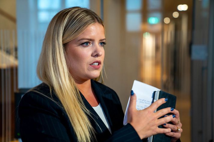 Áslaug Arna Sigurbjörnsdóttir, ráðherra nýsköpunarmála, boðar til fundarins.