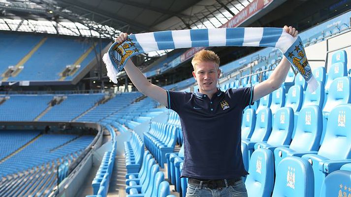 De Bruyne var úthlutað treyju númer 17 hjá Man City.