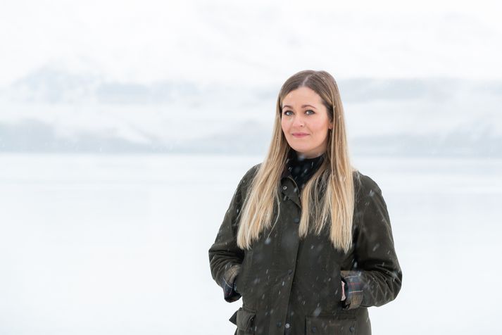 Þórdís Valsdóttir lenti í tveimur áföllum sem mótuðu líf hennar til frambúðar þegar hún var á unglingsaldri. Þegar hún var nýbúin að missa systur sína varð hún óvænt ólétt aðeins fimmtán ára gömul.