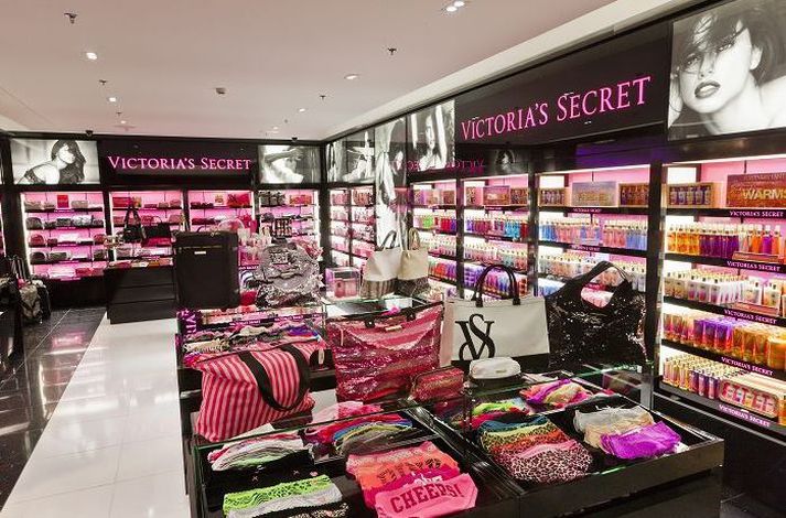 Fríhöfnin hefur rekið Victoria's Secret verslun frá árinu 2012. 