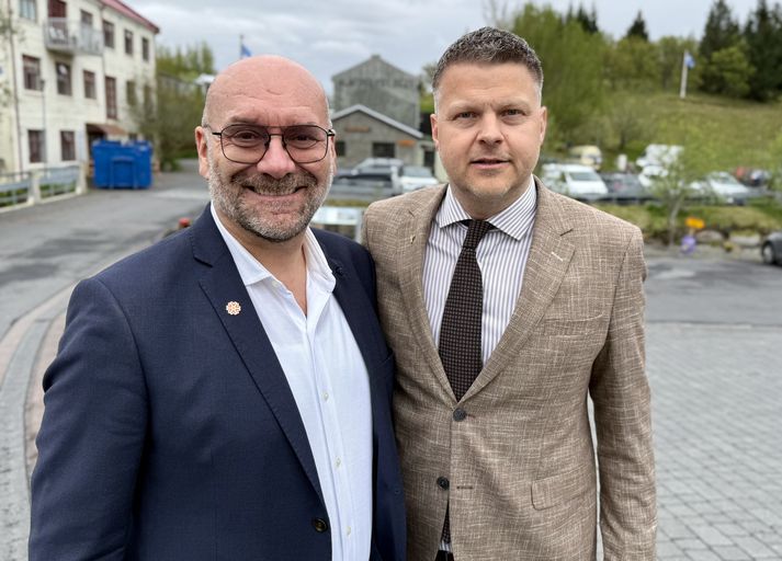 Hilmar Gunnarsson oddviti Sjálfstæðisflokksins í Mosfellsbæ og Gylfi Þór Þorsteinsson oddviti Viðreisnar í Mosfellsbæ. 