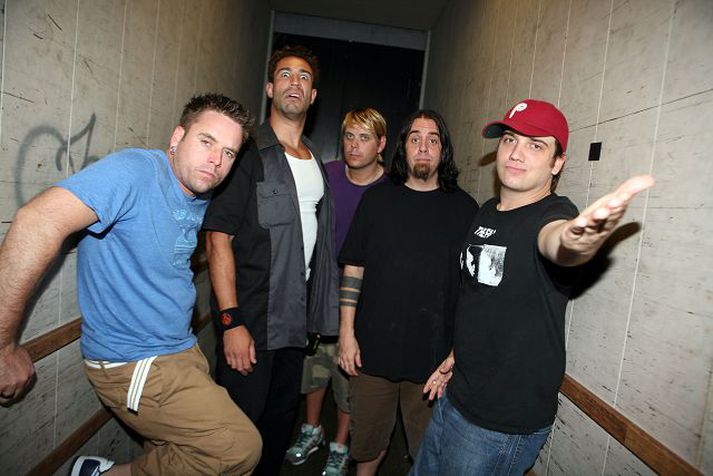 Bloodhound Gang Bandaríska hljómsveitin heldur sína þriðju tónleika hér á landi í kvöld.