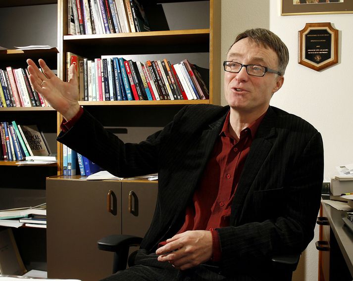Helgi Gunnlaugsson afbrotafræðingur og prófessor í félagsfræði við Háskóla Íslands.