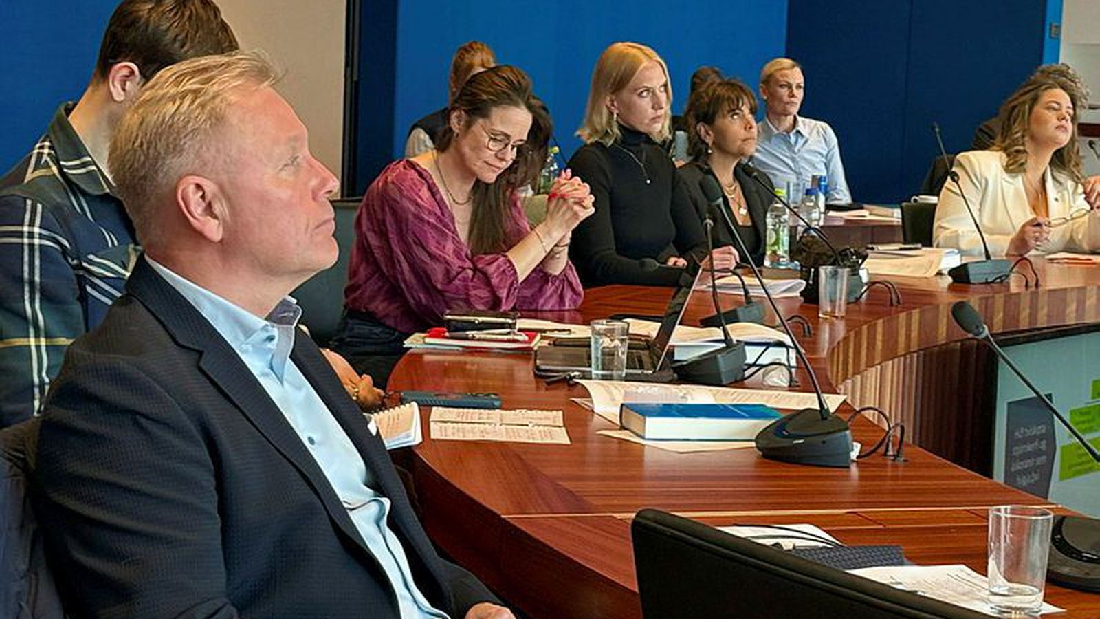 Ari missti af fyrsta fundinum