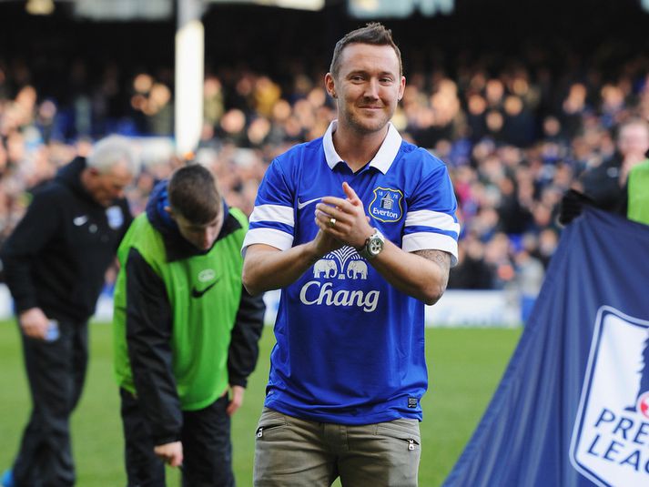 McGeady klappar fyrir stuðningsmönnum Everton í dag.