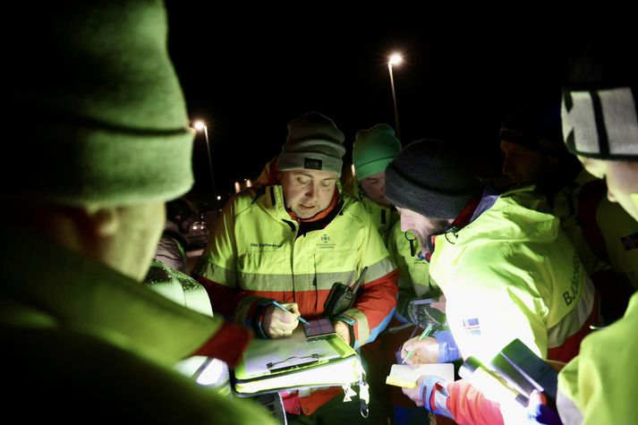 Björgunarsveitarmenn í Grindavík gengu milli húsa og úr skugga um að íbúar hefðu yfirgefið hús sín. Rýming gekk vel. 