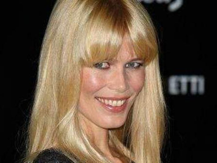 claudia schiffer Ofurfyrirsætan á von á sínu þriðja barni.