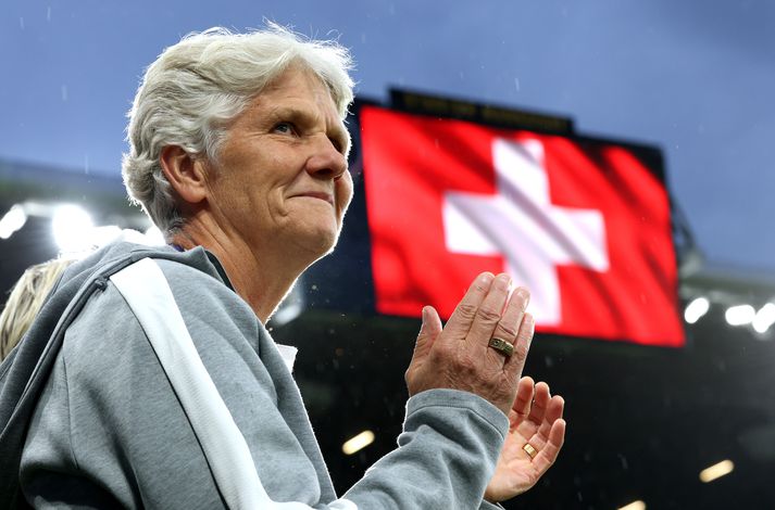 Pia Sundhage stýrði Sviss til sigurs á Íslandi á EM kvenna í fótbolta síðasta sumar.