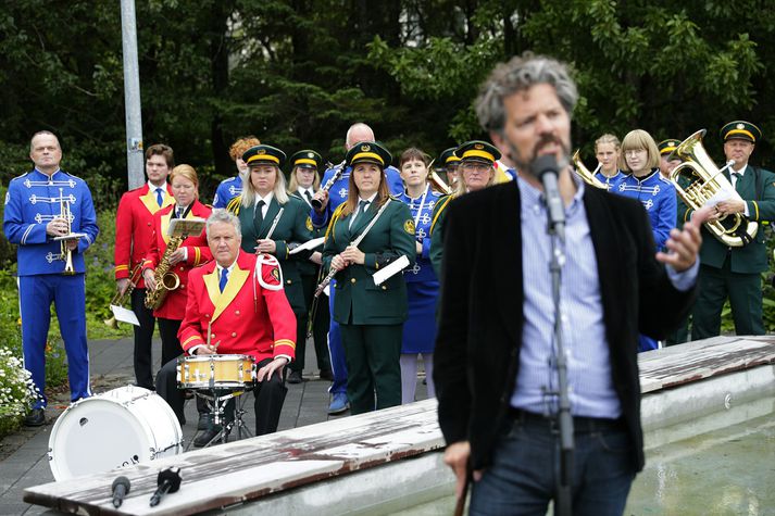 Dagur B. Eggertsson borgarstjóri kynnir dagskrá menningarnætur á blaðamannafundi.