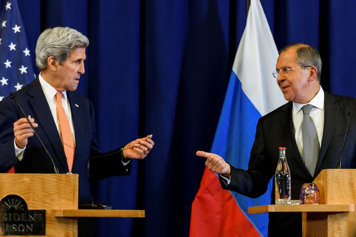 John Kerry og Sergei Lavrov í Genf.
