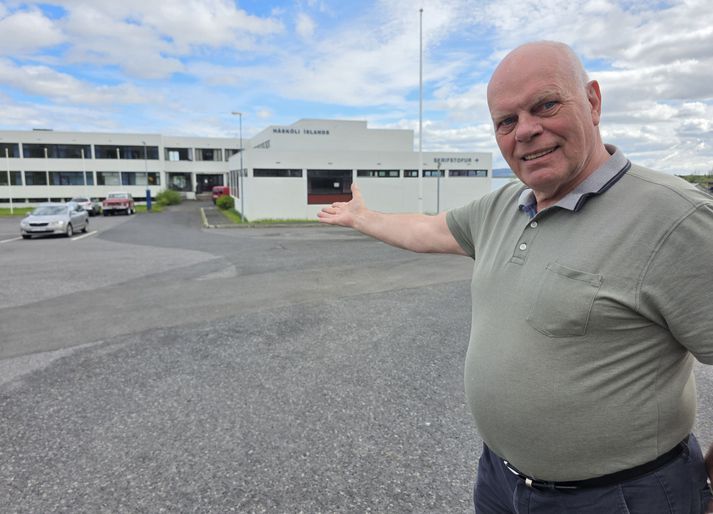 Halldór Benjamínsson íbúi á Laugarvatni og formaður félags eldri borgara á staðnum, sem berst nú fyrir því að húsnæðinu við Lindarbraut 4 verði breytt í dvalarheimili fyrir aldraða. Hann segir að þar sé allt klárt til að taka á móti fyrstu íbúunum.
