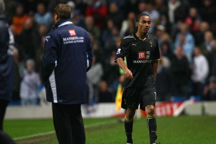 Benoit Assou-Ekotto og Harry Redknapp fyrir nokkrum árum síðan.