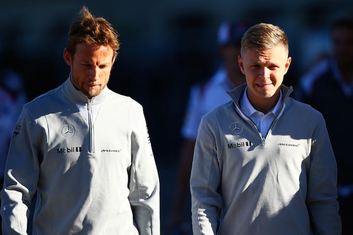 Button og Magnussen eru væntanlega orðnir langþreyttir á biðinni. Kannski er Ron Dennis haldinn valkvíða.