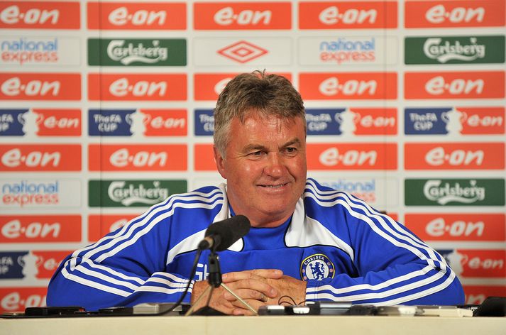 Hiddink var síðast stjóri Chelsea árið 2009.