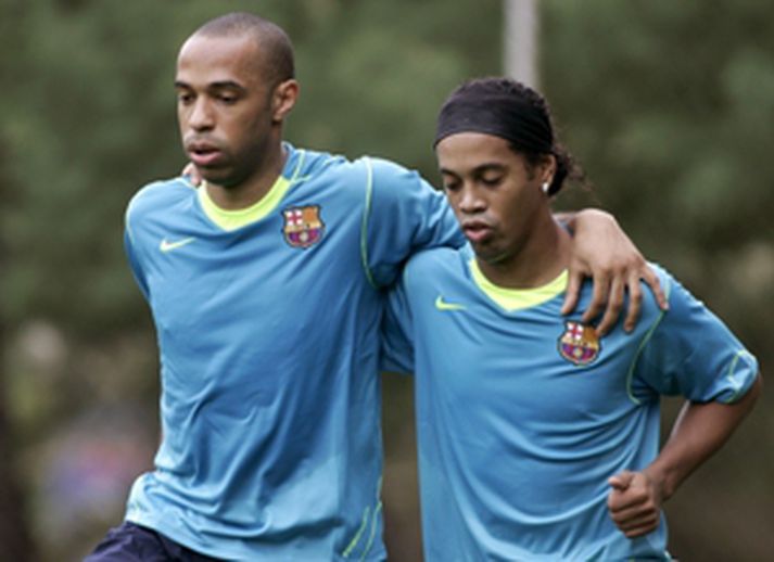 Henry og Ronaldinho voru ekki á meðal þeirra 30 sem tilnefndir hafa verið í kjörinu á knattspyrnumanni ársins