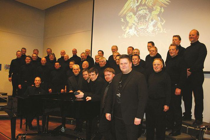 Karlakór Dalvíkur og Matthías Matthíasson flytja lög Bítlanna og Queen í Salnum.