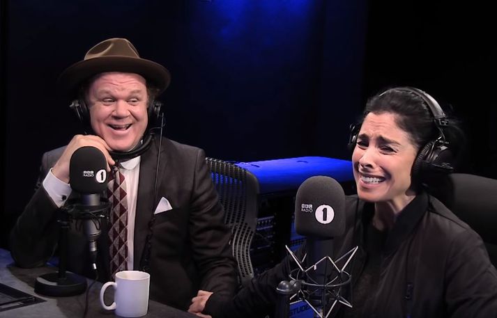 John C. Reilly og Sarah Silverman voru ánægð með spurningarnar.