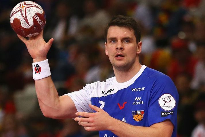 Arnór Atlason vonar innilega að íslenska U-21 árs landsliðið vinni til verðlauna á HM í handbolta.