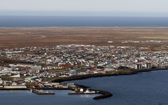 Meirihluti bæjarstjórnar vill spyrja íbúa hvort þeir vilji aukna þjónustu.