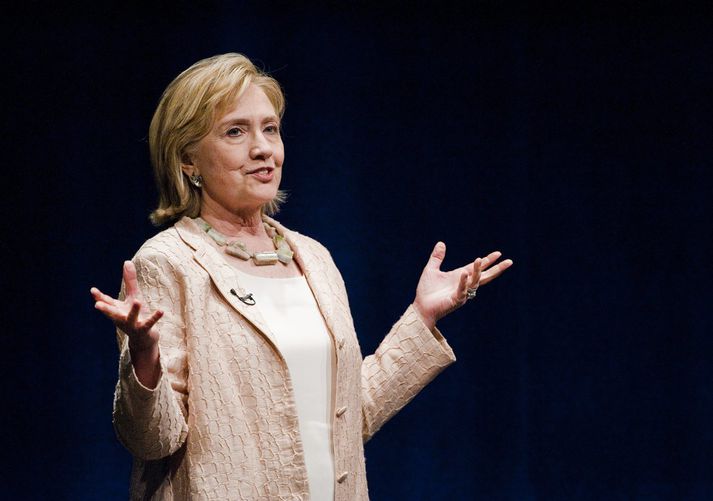 Tæplega 53 prósent Íslendinga myndu kjósa Hillary Clinton til embættis forseta Bandaríkjanna.