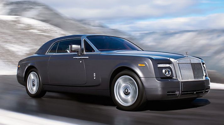 Rolls Royce Phantom Coupé.