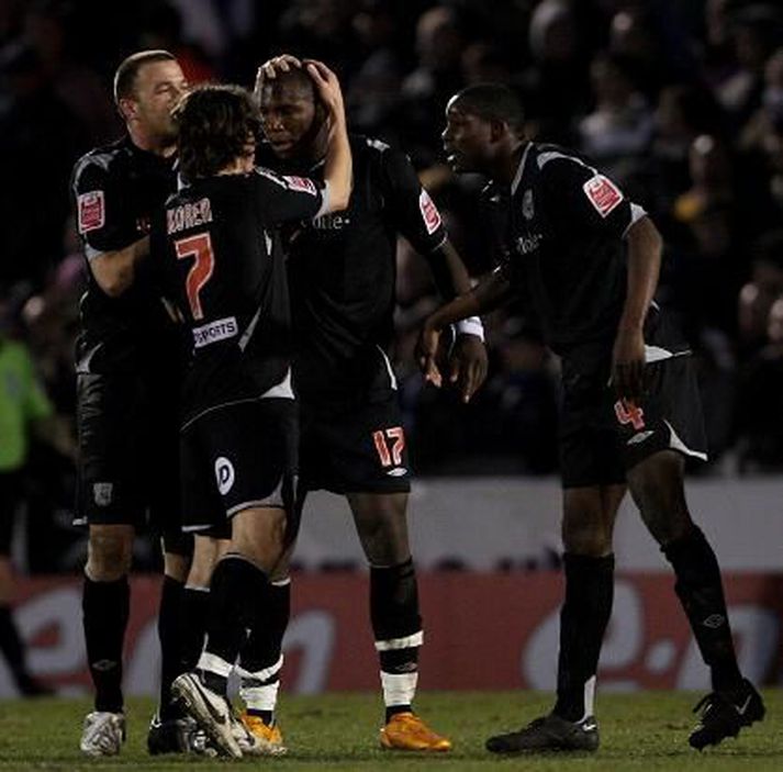 Leikmenn West Brom fagna marki frá Miller.