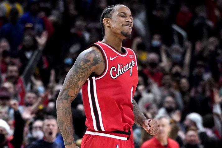 DeMar DeRozan var mjög öflugur í sigri Chicago Bulls á Los Angeles Lakers í nótt.