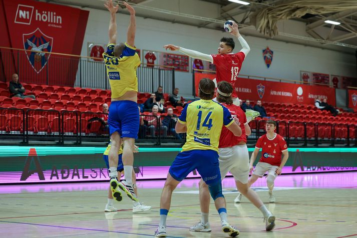 Gunnar Róbertsson bar höfuð og herðar yfir aðra leikmenn vallarins í dag. 