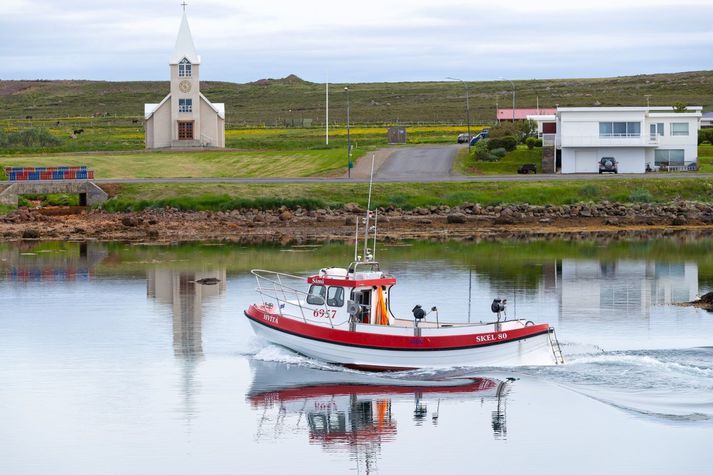 Innviðaráðuneytið hefur birt álit sitt eftir kvörtun sem snýr að stjórnsýslu Langanesbyggðar. Á myndinni má ská Þórshafnarkirkju.