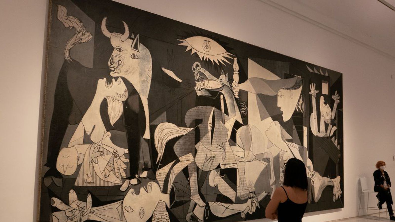 Hvað er „sveitó“?: Spænskir stjórn­mála­leið­togar deila um Guernica