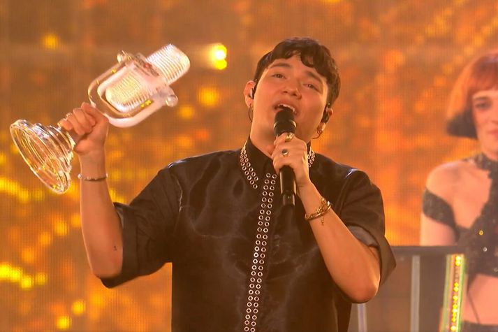 Hinn austurríski JJ, sem heitir réttu nafni Johannes Pietsch, sigraði Eurovision í ár fyrir hönd Austurríkis.