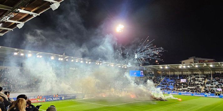 Gervigrasið logaði.