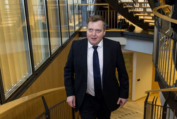 Einn þingmaður Framsóknarflokksins studdi ekki þá tillögu Sigmundar Davíðs Gunnlaugssonar að hann léti af störfum sem forsætisráðherra og að Sigurður Ingi Jóhannsson tæki við.